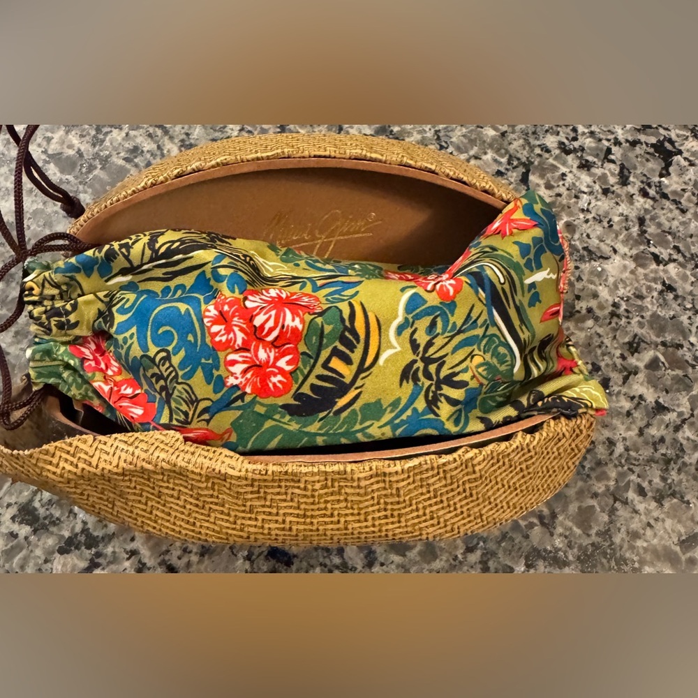 Maui Jim Polarized Sunglasses - Picture 6 of 6